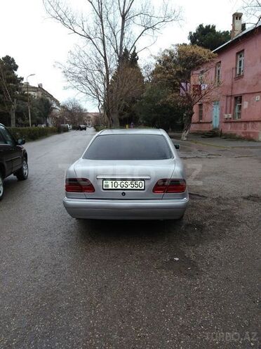 Mercedes E 230 1996, 325,541 km - 2.3 l - Sumqayıt