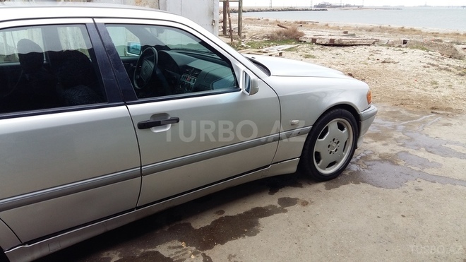 Mercedes C 220 1998, 274,000 km - 2.2 л - Bakı