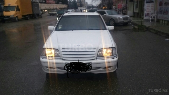 Mercedes C 230 1999, 225,464 km - 2.3 l - Bakı