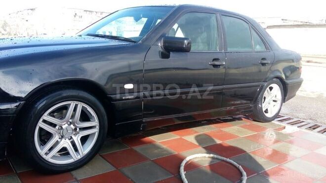 Mercedes C 220 1998, 250,000 km - 2.2 l - Bakı