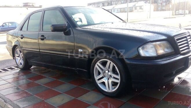 Mercedes C 220 1998, 250,000 km - 2.2 l - Bakı