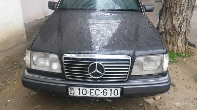Mercedes E 280 1994, 256,000 km - 2.8 l - Bakı