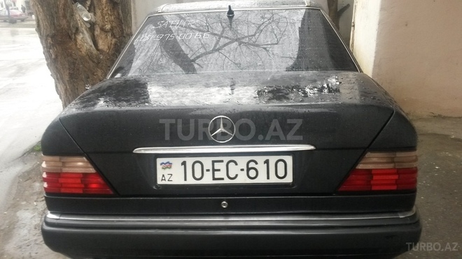 Mercedes E 280 1994, 256,000 km - 2.8 l - Bakı