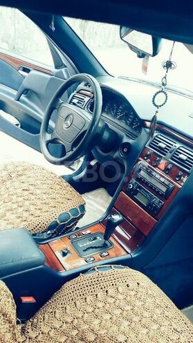 Mercedes E 230 1996, 29,000 km - 2.3 л - Bakı
