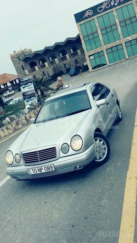 Mercedes E 230 1996, 29,000 km - 2.3 л - Bakı