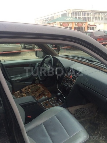 Mercedes C 230 1999, 255,000 km - 2.3 л - Bakı