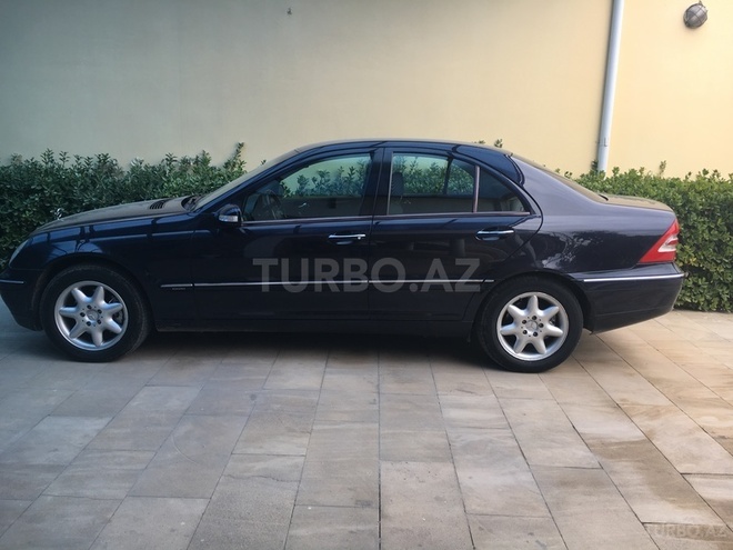 Mercedes C 240 2000, 180,000 km - 2.6 l - Bakı