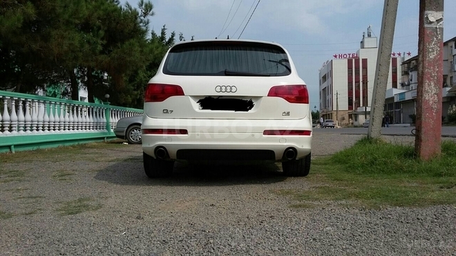 Audi Q7 2006, 222,222 km - 4.2 l - Lənkəran