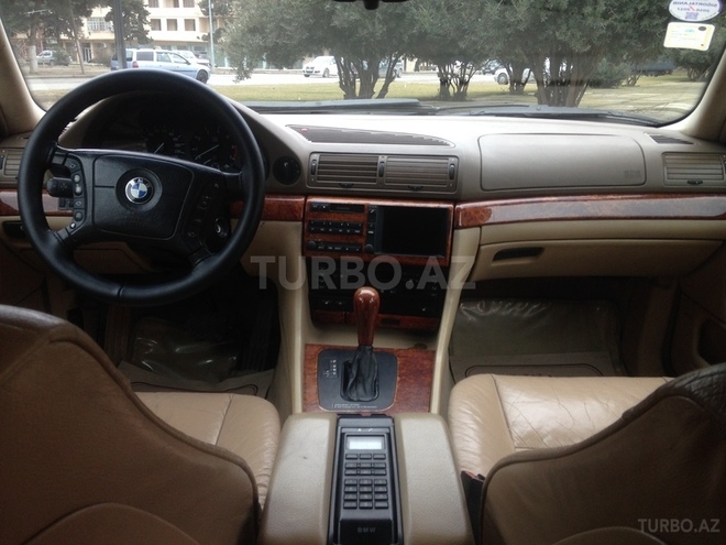 BMW 735 1998, 278,000 km - 3.5 l - Bakı