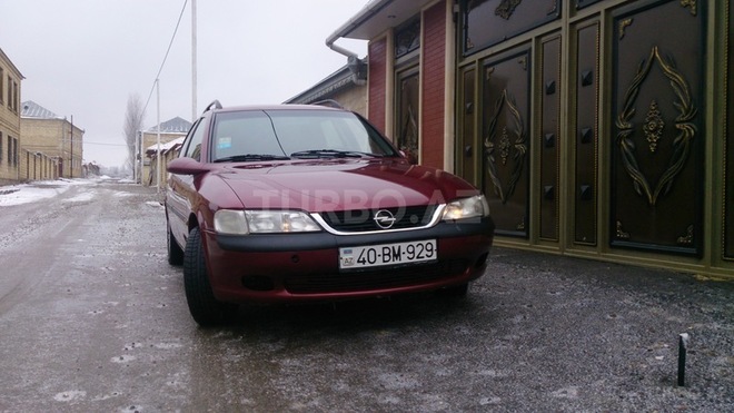 Opel Vectra 1997, 356,000 km - 1.8 л - Quba