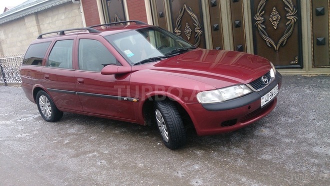 Opel Vectra 1997, 356,000 km - 1.8 л - Quba