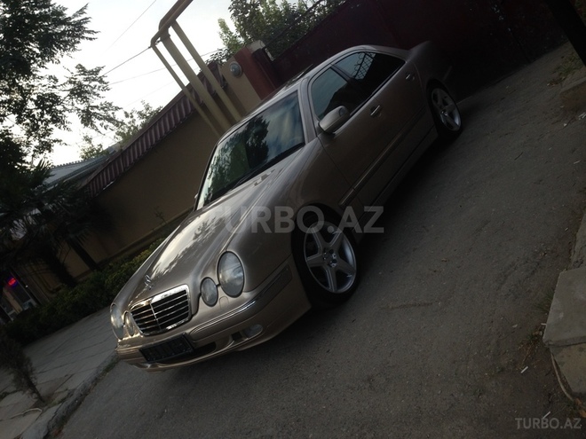 Mercedes E 200 2000, 242,000 km - 0.2 l - Bakı