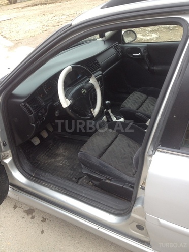 Opel Vectra 1999, 666,660 km - 2.0 l - Bakı
