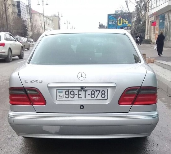 Mercedes E 240 2000, 208,232 km - 2.4 л - Bakı