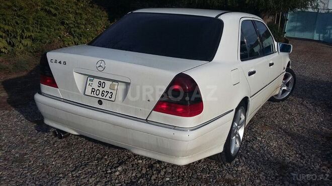 Mercedes C 240 1997, 200,000 km - 2.4 l - Salyan