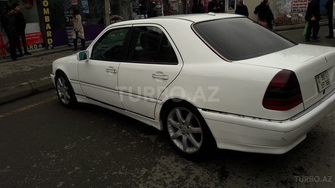 Mercedes C 230 1999, 215,852 km - 2.3 l - Bakı