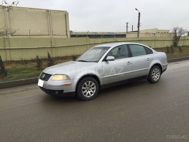 Volkswagen Passat 2001, 230,000 km - 1.8 l - Sumqayıt