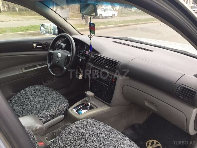 Volkswagen Passat 2001, 230,000 km - 1.8 l - Sumqayıt