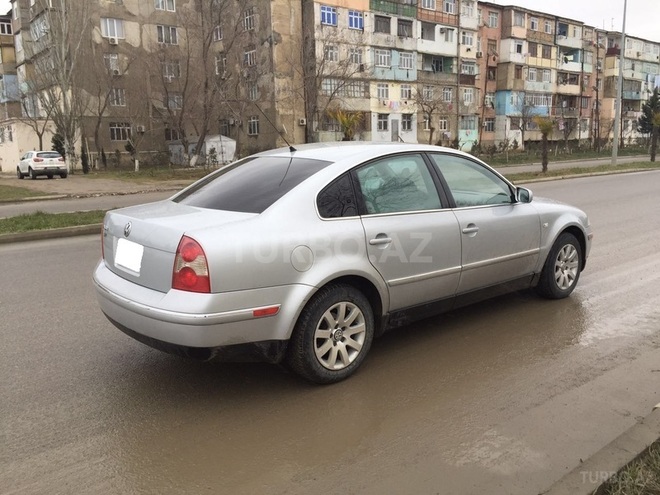Volkswagen Passat 2001, 230,000 km - 1.8 l - Sumqayıt