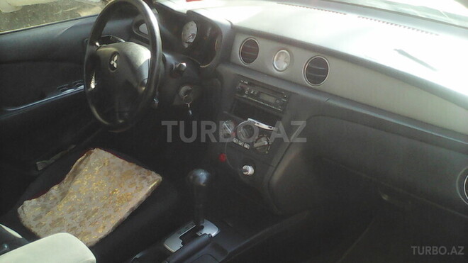 Mitsubishi Outlander 2004, 165,000 km - 2.3 l - Bakı