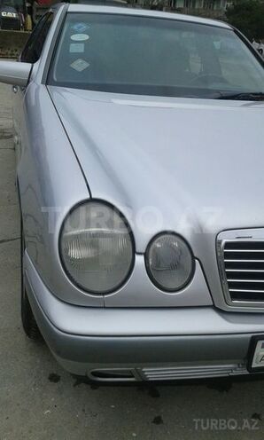 Mercedes E 240 1998, 239,234 km - 2.4 l - Bakı