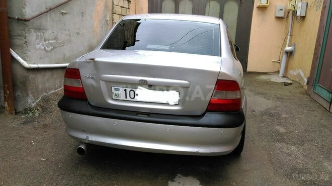 Opel Vectra 1998, 250,000 km - 1.8 l - Bakı