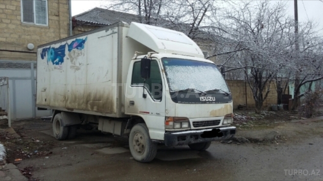 Isuzu NPR 66 L 1998, 300,000 km - 0.4 л - Quba