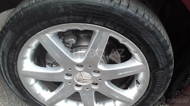 Mercedes E 220 1996, 250,000 km - 2.2 л - Bakı