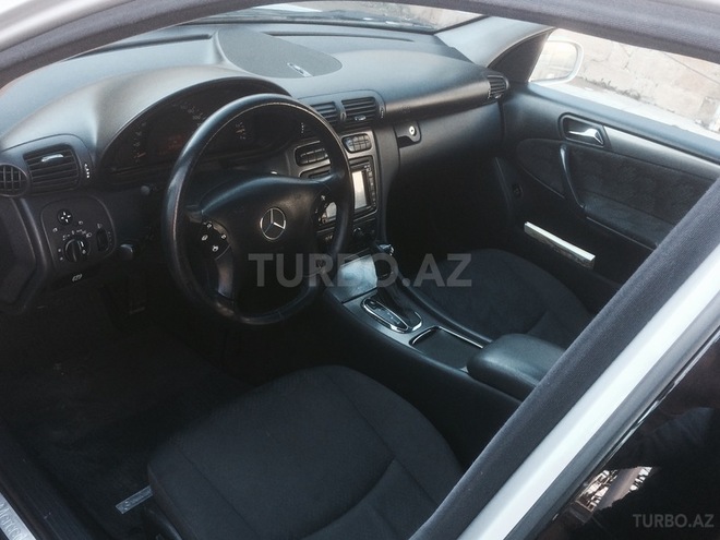 Mercedes C 200 2003, 265,000 km - 0.2 l - Bakı