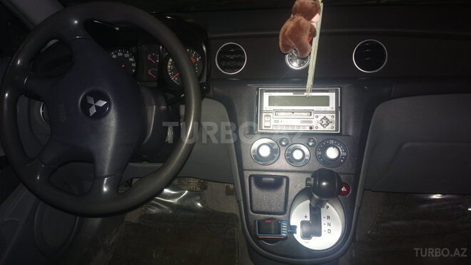 Mitsubishi Airtrek 2002, 201,000 km - 0.3 l - Bakı