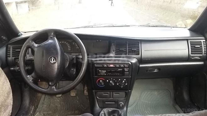 Opel Vectra 1997, 152,673 km - 1.7 l - Bakı