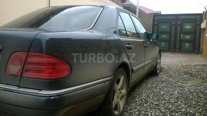 Mercedes E 230 1997, 220,350 km - 2.3 л - Bakı
