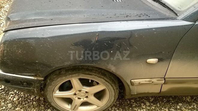 Mercedes E 230 1997, 220,350 km - 2.3 л - Bakı