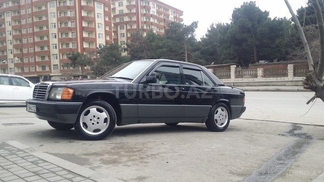 Mercedes 190 1990, 290,000 km - 2.0 л - Bakı