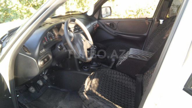 Chevrolet Niva 2014, 90,000 km - 1.7 л - Bakı