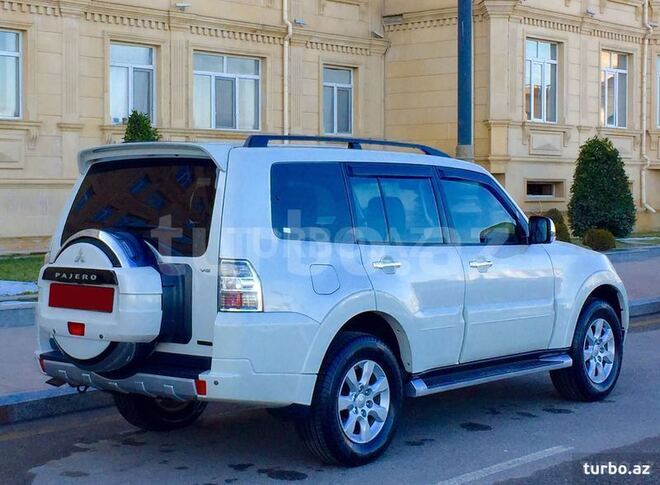 Mitsubishi Pajero 2012, 67,000 km - 3.5 l - Bakı