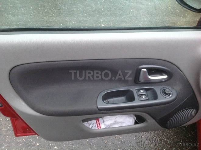 Renault Symbol 2009, 195,000 km - 1.4 l - Bakı