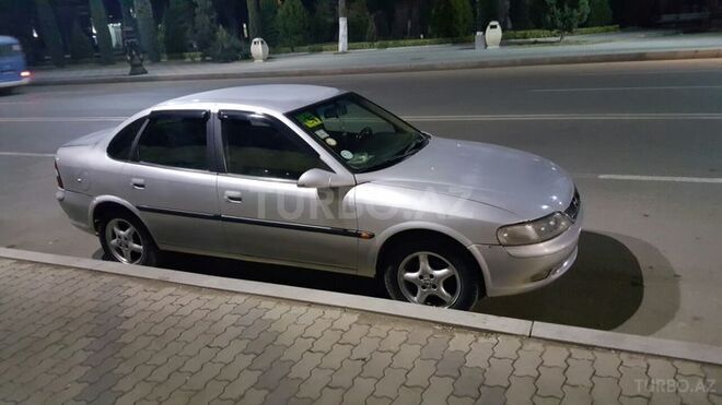 Opel Vectra 1997, 339,865 km - 1.8 l - Gəncə