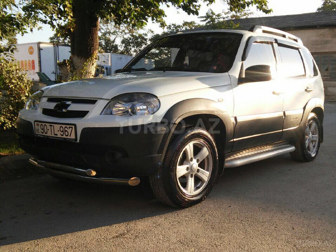 Chevrolet Niva 2014, 90,000 km - 1.7 л - Bakı