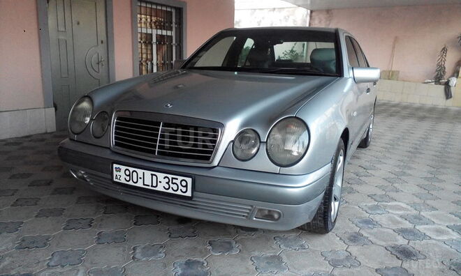 Mercedes E 220 1996, 190,000 km - 2.2 l - Bakı
