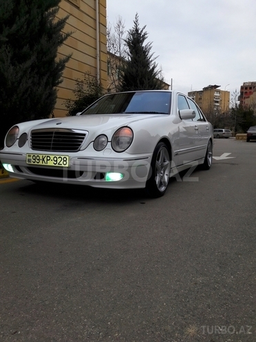 Mercedes E 320 2000, 138,200 km - 3.2 l - Bakı