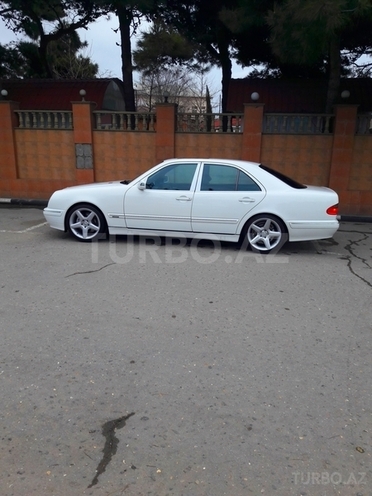 Mercedes E 320 2000, 138,200 km - 3.2 l - Bakı