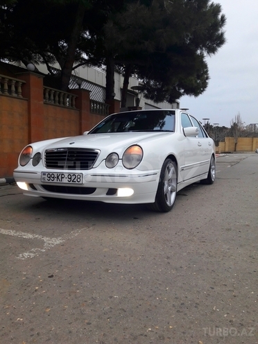 Mercedes E 320 2000, 138,200 km - 3.2 l - Bakı