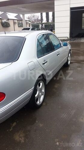Mercedes E 200 1997, 182,300 km - 2.0 l - Gəncə