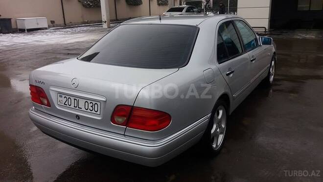 Mercedes E 200 1997, 182,300 km - 2.0 l - Gəncə