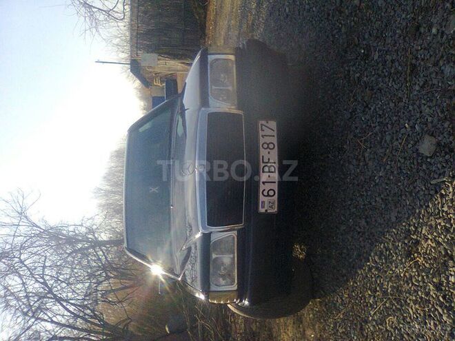 Mercedes 190 1990, 14,812 km - 1.8 л - 