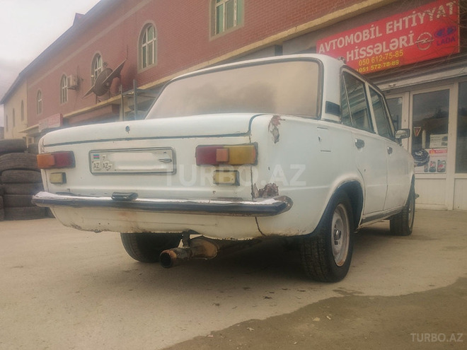 LADA (VAZ) 21011 1980, 300,856 km - 1.3 л - Bakı
