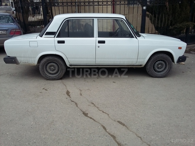 LADA (VAZ) 2107 2009, 671,235 km - 1.6 л - Bakı