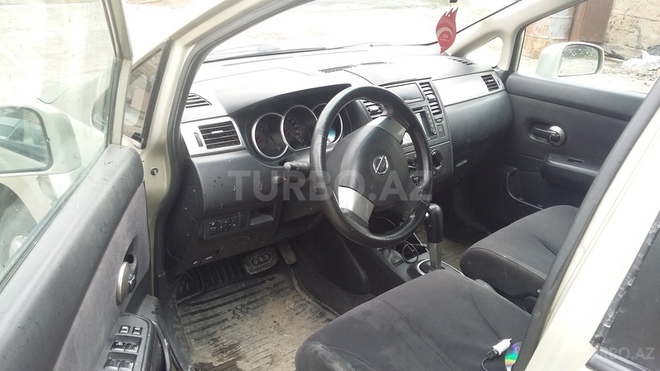 Nissan Tiida 2007, 180,000 km - 1.6 л - Bakı