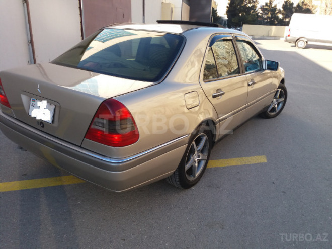 Mercedes C 230 1997, 221,000 km - 2.3 л - Sumqayıt